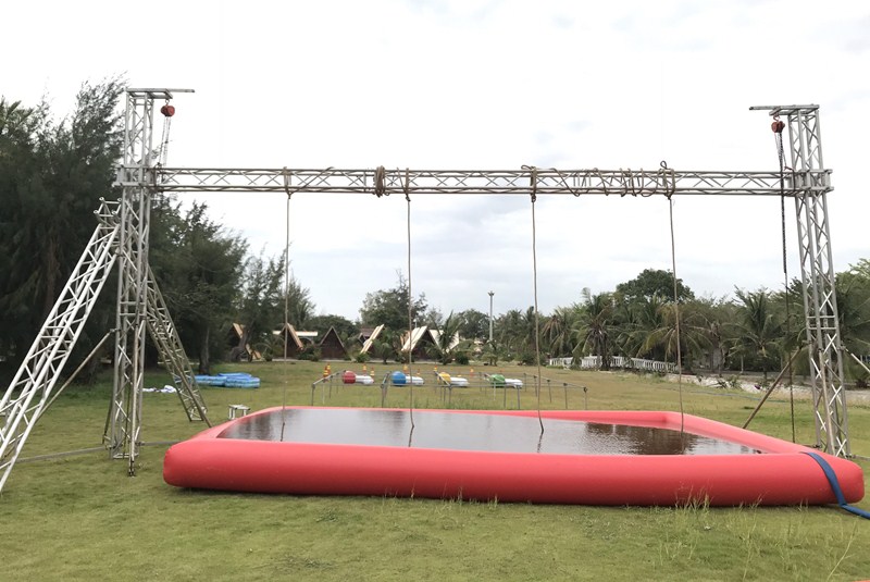 Du khung truss qua hồ