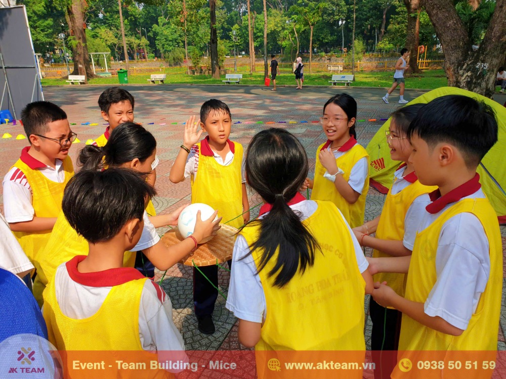 Teambuilding trường THCS Hoàng Hoa Thám Tân Bình