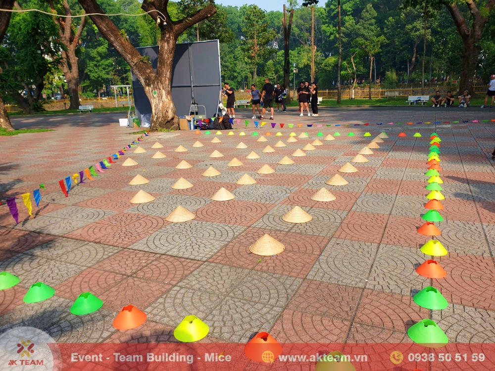 Teambuilding trường THCS Hoàng Hoa Thám Tân Bình