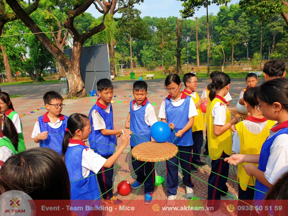Teambuilding trường THCS Hoàng Hoa Thám Tân Bình