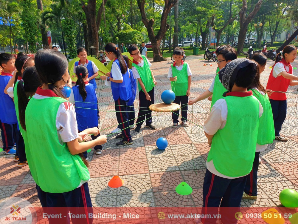 Teambuilding trường THCS Hoàng Hoa Thám Tân Bình
