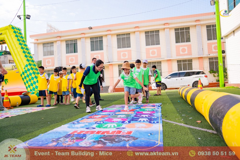 Teambuilding Ms Châu English Center Vũng Tàu