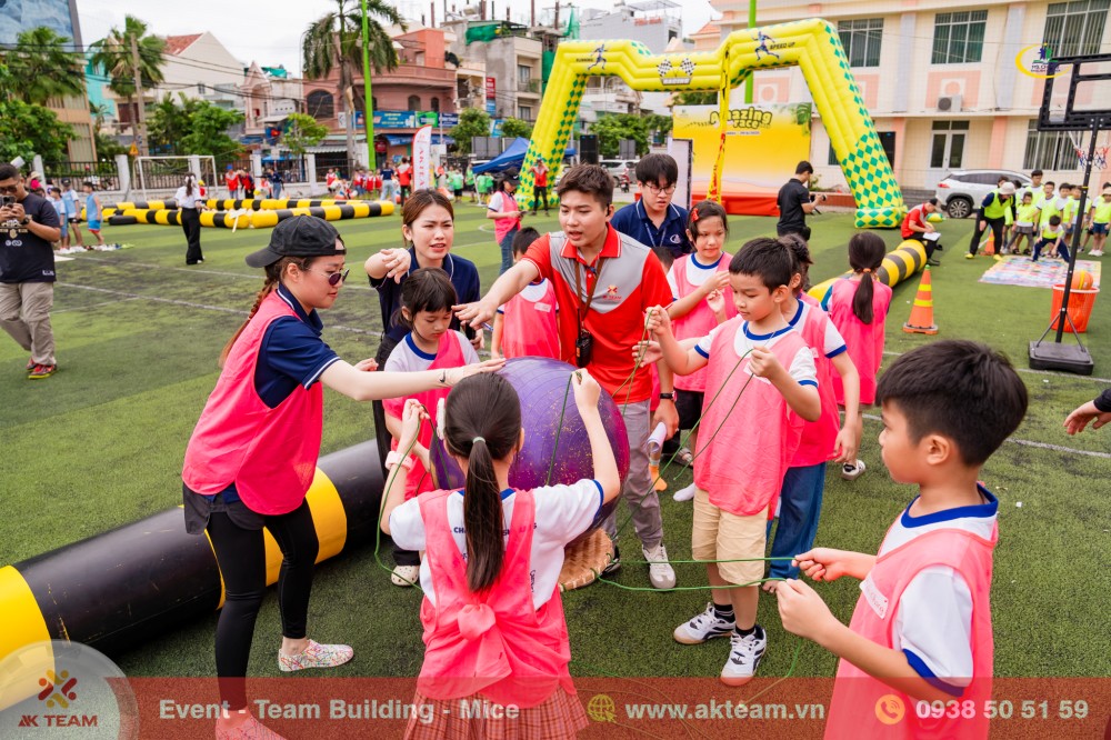 Teambuilding Ms Châu English Center Vũng Tàu