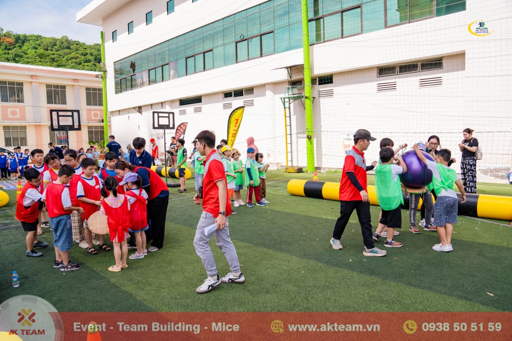 Teambuilding Ms Châu English Center Vũng Tàu