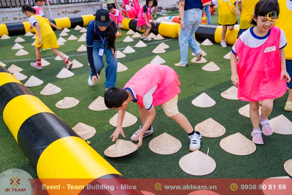 Teambuilding Ms Châu English Center Vũng Tàu